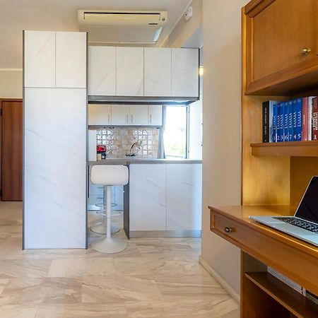 Alex House Apartment Varkiza ภายนอก รูปภาพ