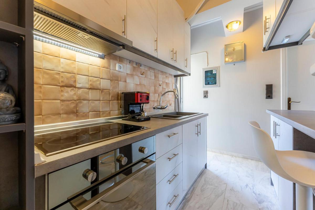 Alex House Apartment Varkiza ภายนอก รูปภาพ